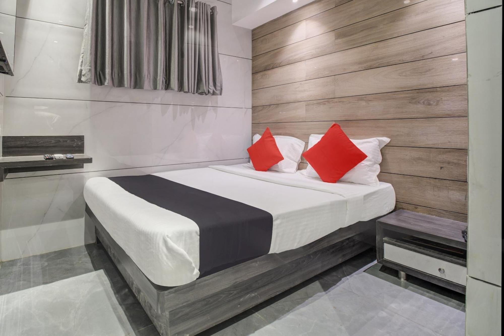 Hotel Spring Residency Mumbai Kültér fotó